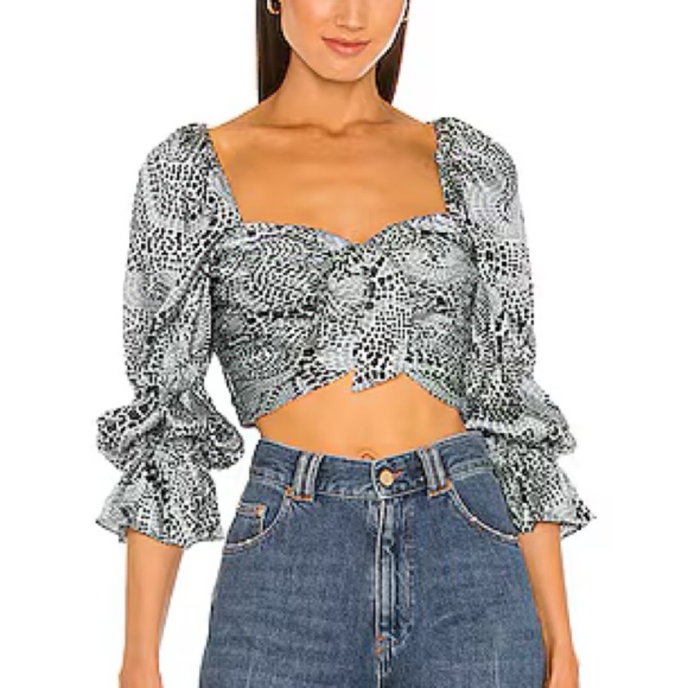 Cinq à Sept Crop Top with Sleeves